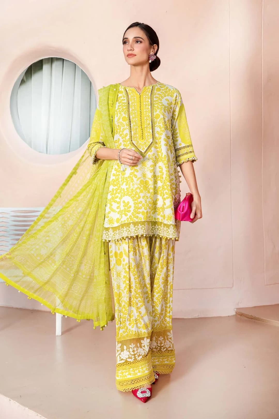 M print unstitched lawn 3pc